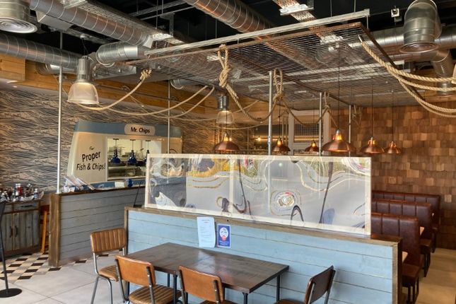 Retail World, Team Valley Trading Estate NE11, retail premises to let ...