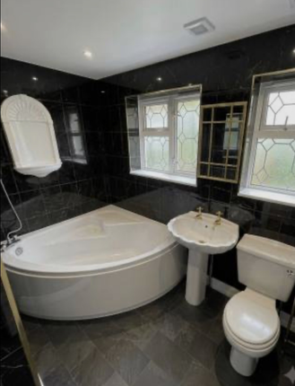 41 Alwen Grove,, Alwen Grove, South Ockendon photo 4