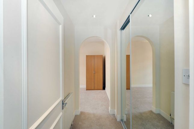 Flat for sale in Rodney Court, Maida Vale, London