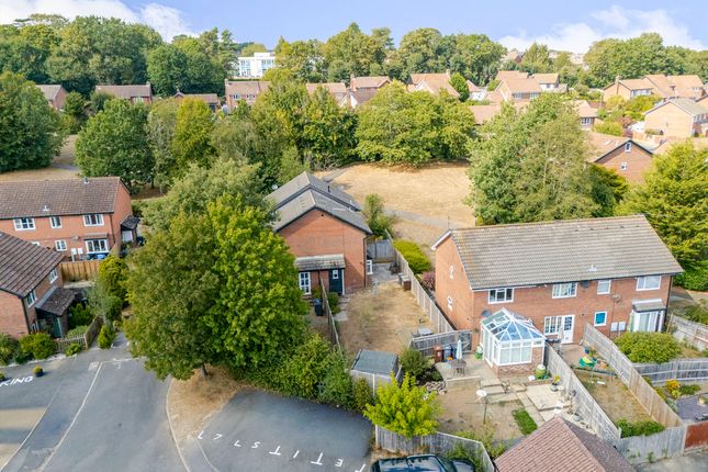 1-bed terraced on 5, Ironstone Way, Uckfield, £260,000