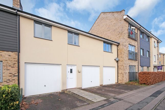 Thumbnail Maisonette for sale in Woodhead Drive, Cambridge