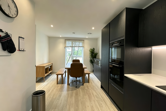 1croyde001, Clovelly Road, Hounslow photo 4