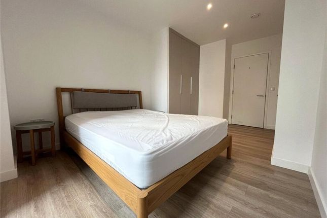 Trafalgar Place, Elephant & Castle photo 3