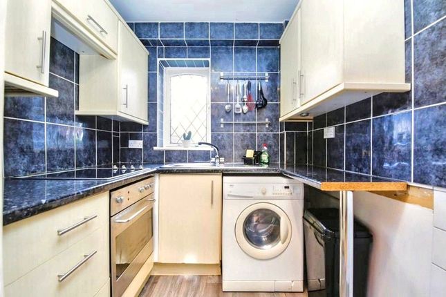 9, Cormorant Close, Washington photo 5
