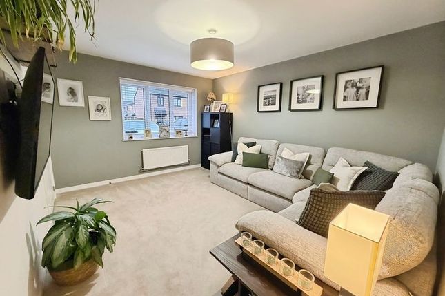 12, Dixon Close, Newcastle Upon Tyne photo 2