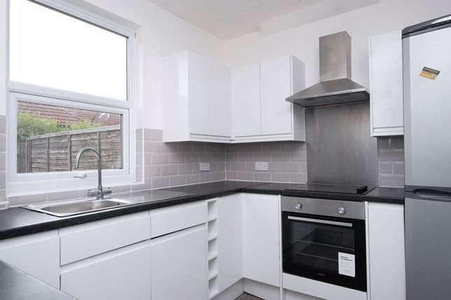 Terraced house to rent in Whippingham Road, Brighton