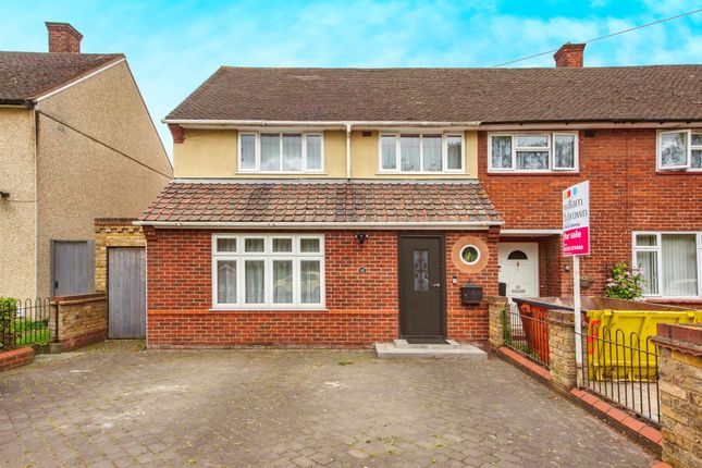 Thumbnail Terraced house for sale in Foyle Drive, South Ockendon