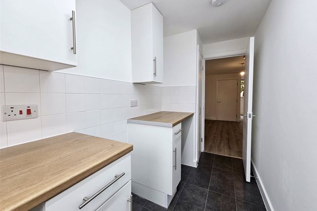 Pembury Estate, 259, Dalston Lane, London photo 4