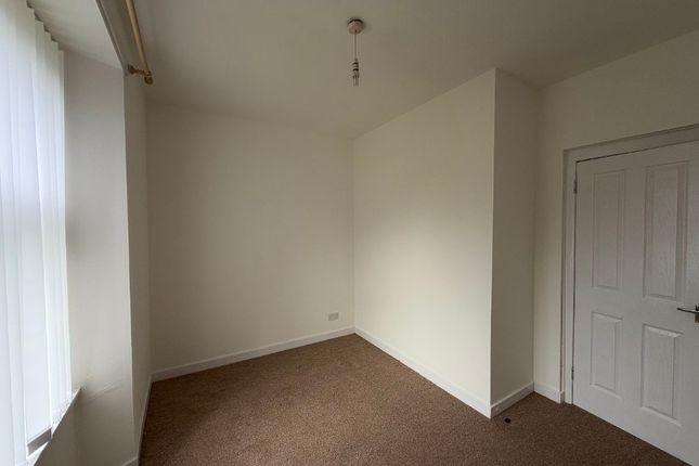 Neilston Road, Paisley, Renfrewshire, PA2 6EW, Renfrewshire photo 5