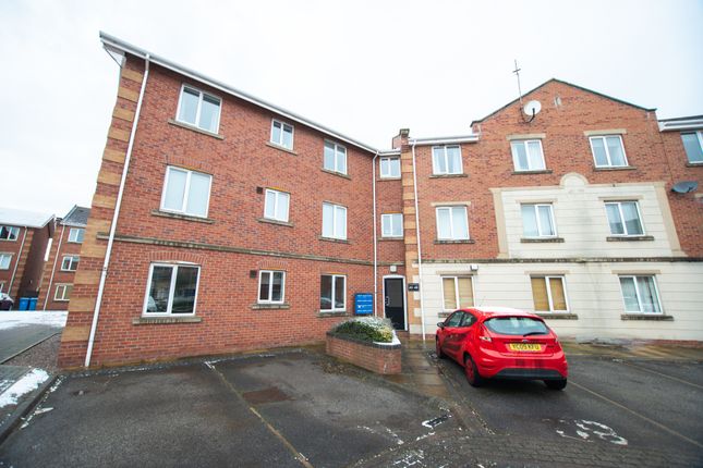 Thumbnail Flat to rent in Lock Keepers Court, Hull