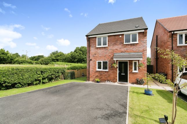 Detached house for sale in Fern Close, Deeside