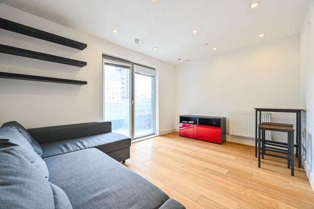 Christian Street, Shadwell photo 4