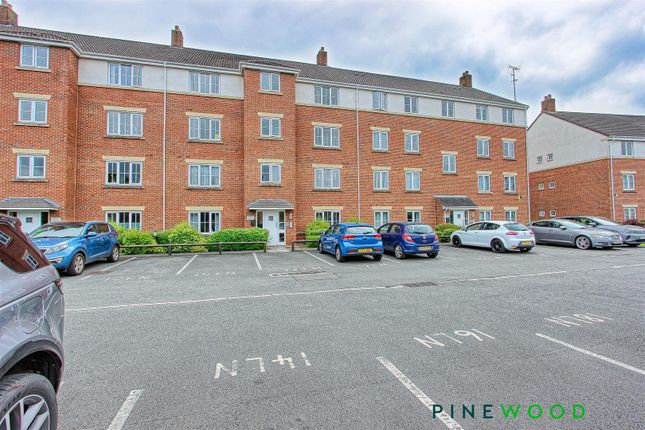 Thumbnail Flat for sale in Linacre House, Archdale Close, Chesterfield, Derbyshire