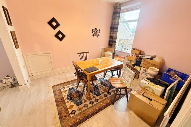 215 St. Teilo Street, Swansea photo 2