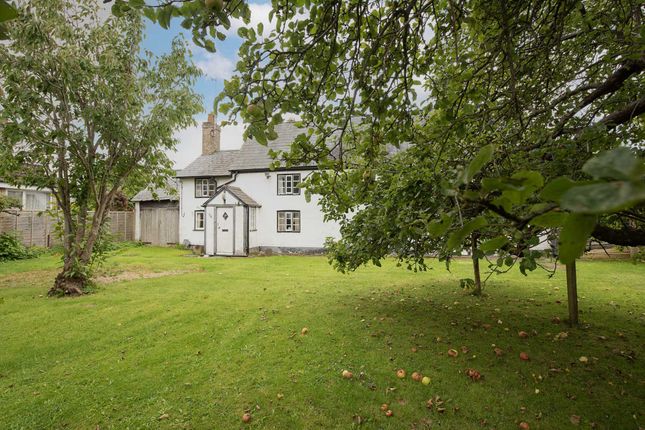 Detached house for sale in Wellhead Road, Totternhoe