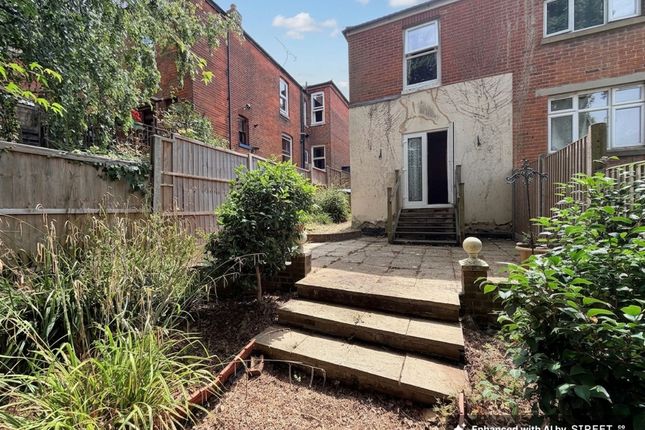 1-bed flat on 30 Bond Road, Southampton, £110,000