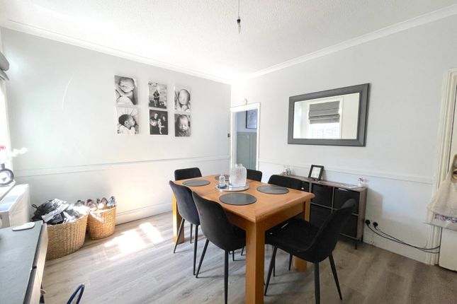 3 Wickham Terrace, North Road, Queenborough photo 4