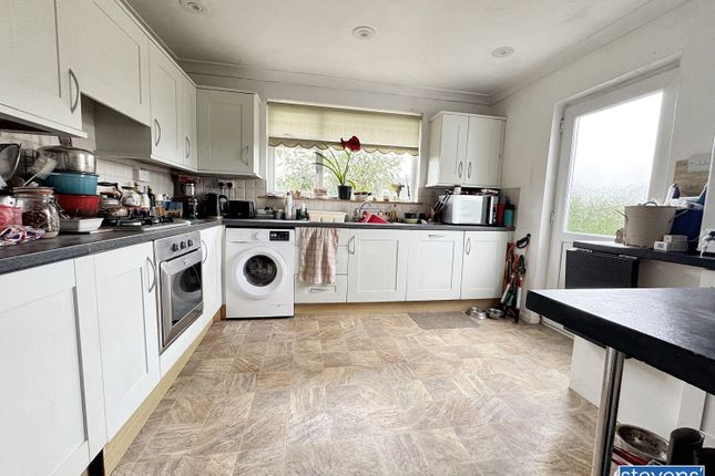 8, Leeze Park, Okehampton photo 2