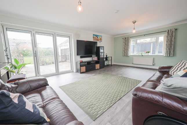 42 Fiskerton Road, Reepham, Lincolnshire photo 4