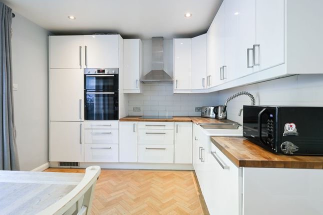 28 Church Lane Drive, Coulsdon photo 4