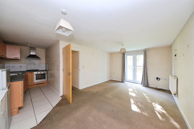 Apt 6, Jackdaw Close, Slack Lane, Derby photo 2