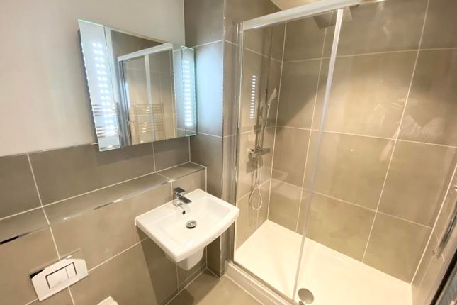 25, Spectrum House, Woking photo 5