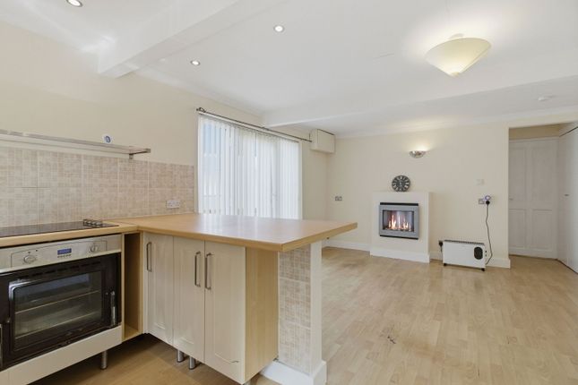 13,Old Market Bungalow, Severn Drive, Upton-upon-Severn photo 2