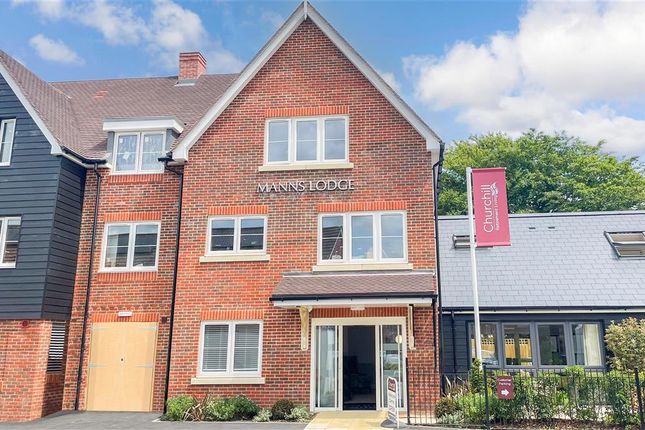 Thumbnail Flat for sale in Victoria Road, Cranleigh, Surrey