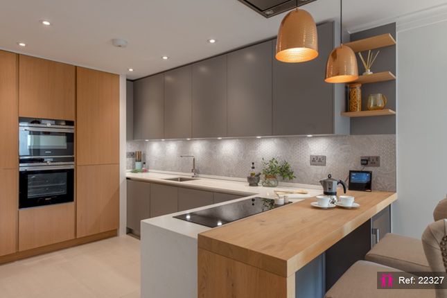 Mews house for sale in Nelsons Yard, London