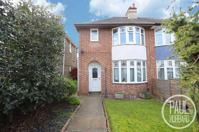 Thumbnail Semi-detached house for sale in The Avenue, Pakefield