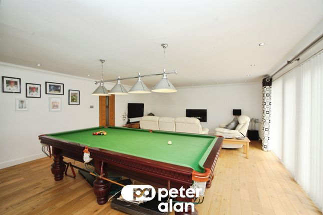 32, Cemaes Road, Newport photo 4