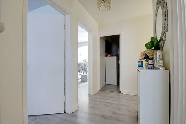 7, Kennedy Avenue, Enfield photo 3