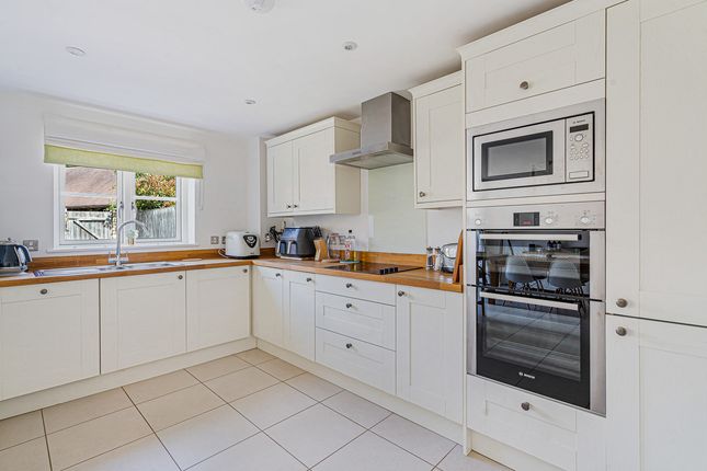 6, Netherton Road, Appleton photo 4
