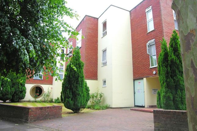 Image of 7 Sambrooke Court, 1A Abbey Road, Enfield, EN1 2QG