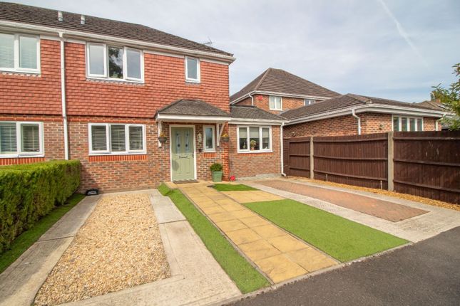 Thumbnail Semi-detached house for sale in London Road, Waterlooville