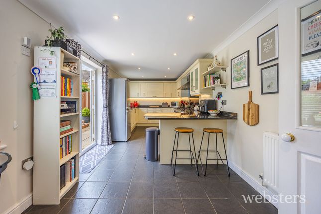 46 Luscombe Way, Norwich photo 4