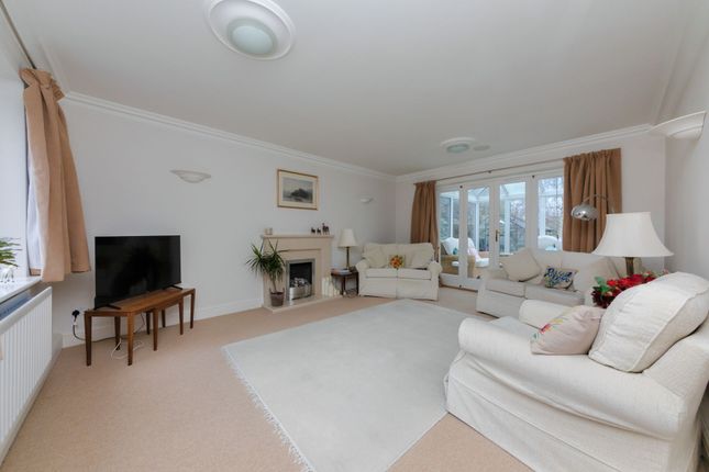 3 Norlington Court, Lewes photo 2