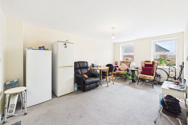 10 Bishops Place,, Church Street, Somerset photo 3