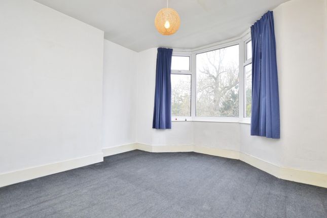 Property for sale in Park Avenue, Barking