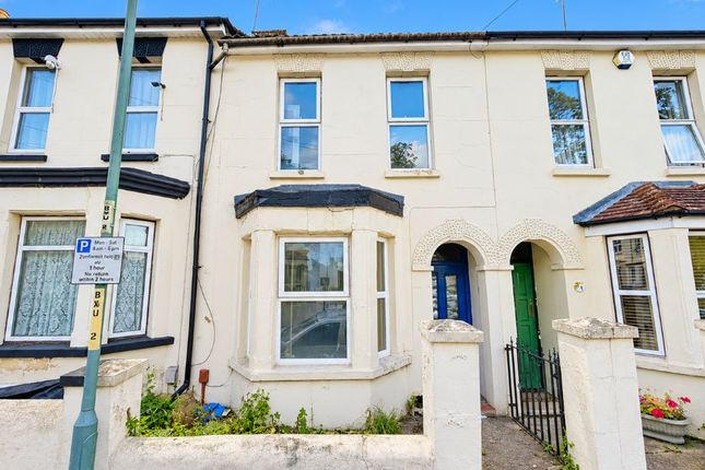 2-bed terraced on 3, Belmont Road, Gillingham, £90,000