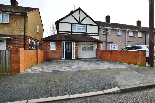 Thumbnail End terrace house for sale in Thorndike, Slough