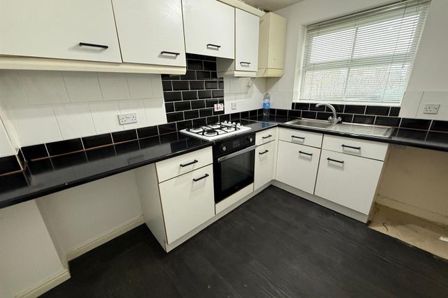 17, Steading Court, Consett photo 3
