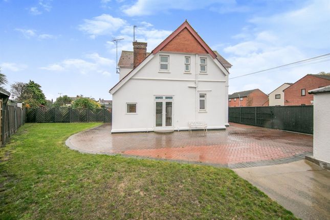 Detached house for sale in Olivers Close, Clacton-On-Sea