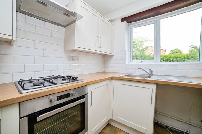 6, Derby Road, Alfreton photo 4