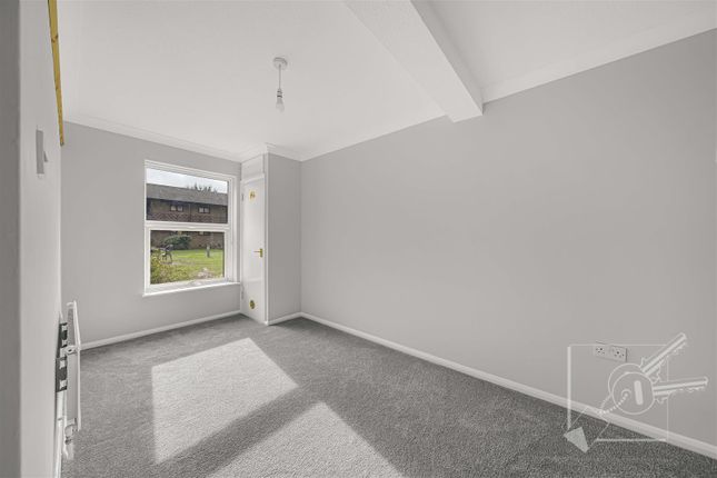 Trafalgar Road, Gravesend photo 2