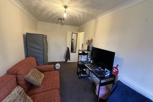 68A, Longford Place, Manchester photo 4