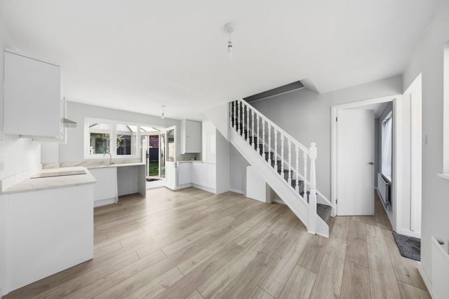 3 Granston Close, Warrington photo 2