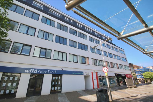 1 bed flat to rent in Arundel House, Arundel Street, Portsmouth PO1