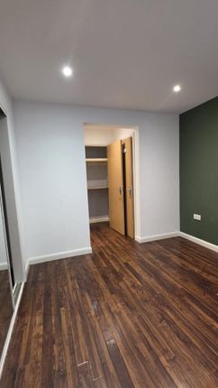 3, 19 Devon Road, Watford photo 5