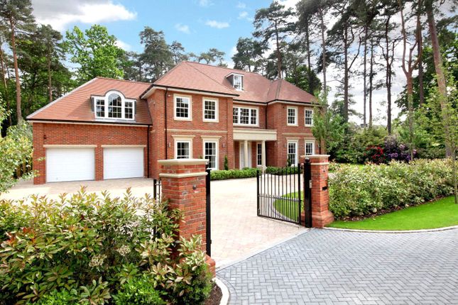 Thumbnail Detached house for sale in 3 The Glade, Ascot, Berkshire